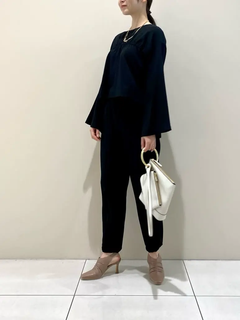 GRACE CONTINENTAL The Banquet Aya. コーディネート画像