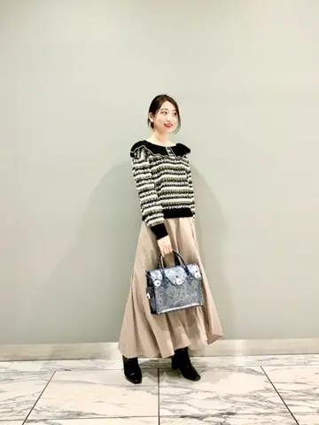 GRACE CONTINENTAL The Banquet eri コーディネート画像