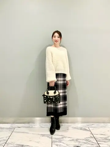 GRACE CONTINENTAL The Banquet eri コーディネート画像