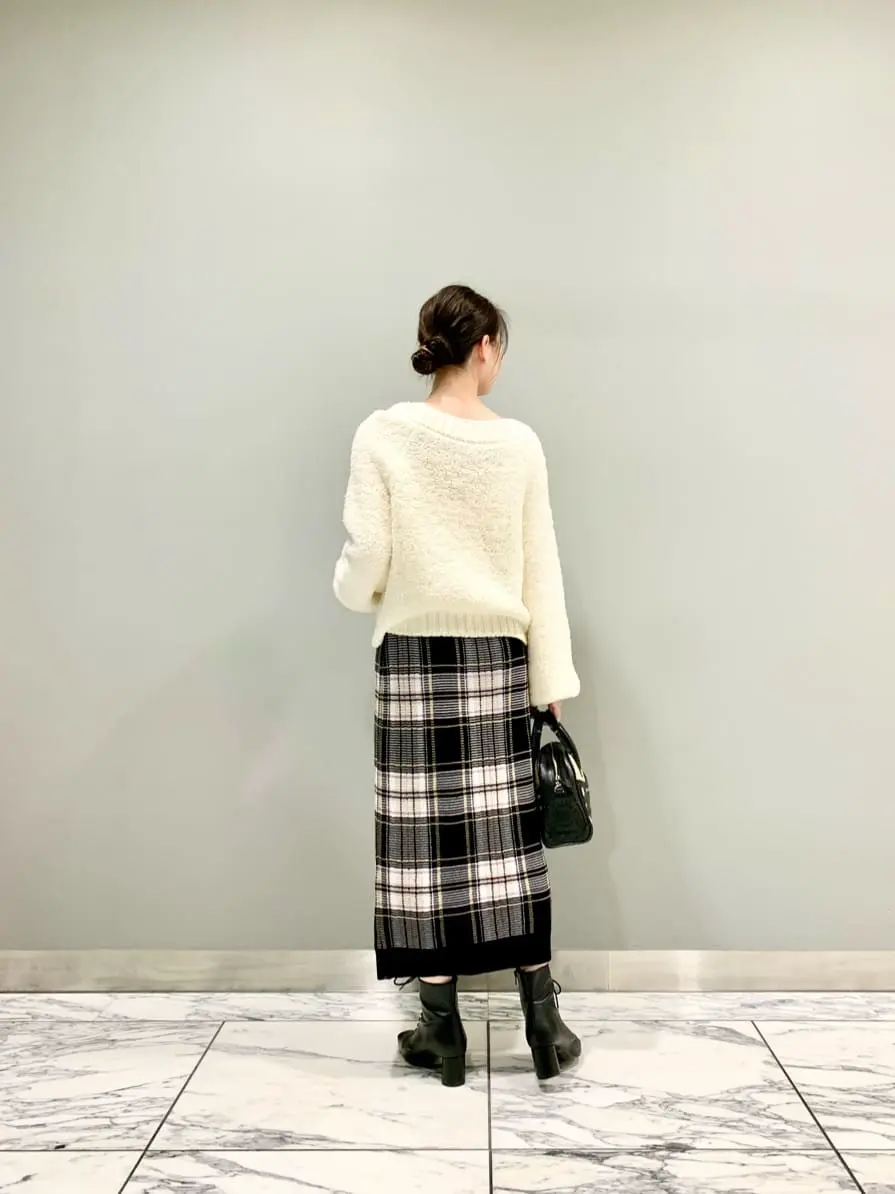 GRACE CONTINENTAL The Banquet eri コーディネート画像