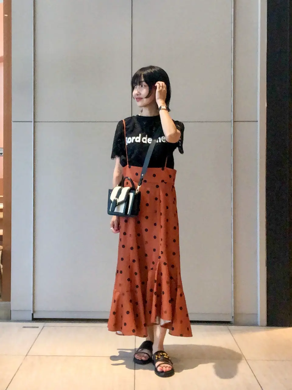 GRACE CONTINENTAL The Banquet 尾田亜沙美 コーディネート画像