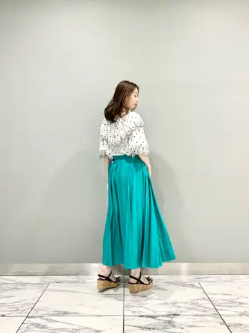 GRACE CONTINENTAL The Banquet eri コーディネート画像