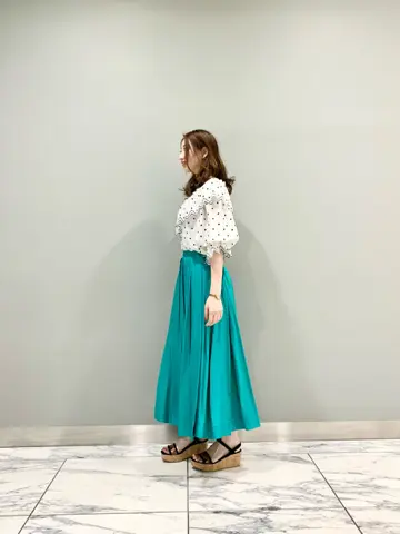 GRACE CONTINENTAL The Banquet eri コーディネート画像