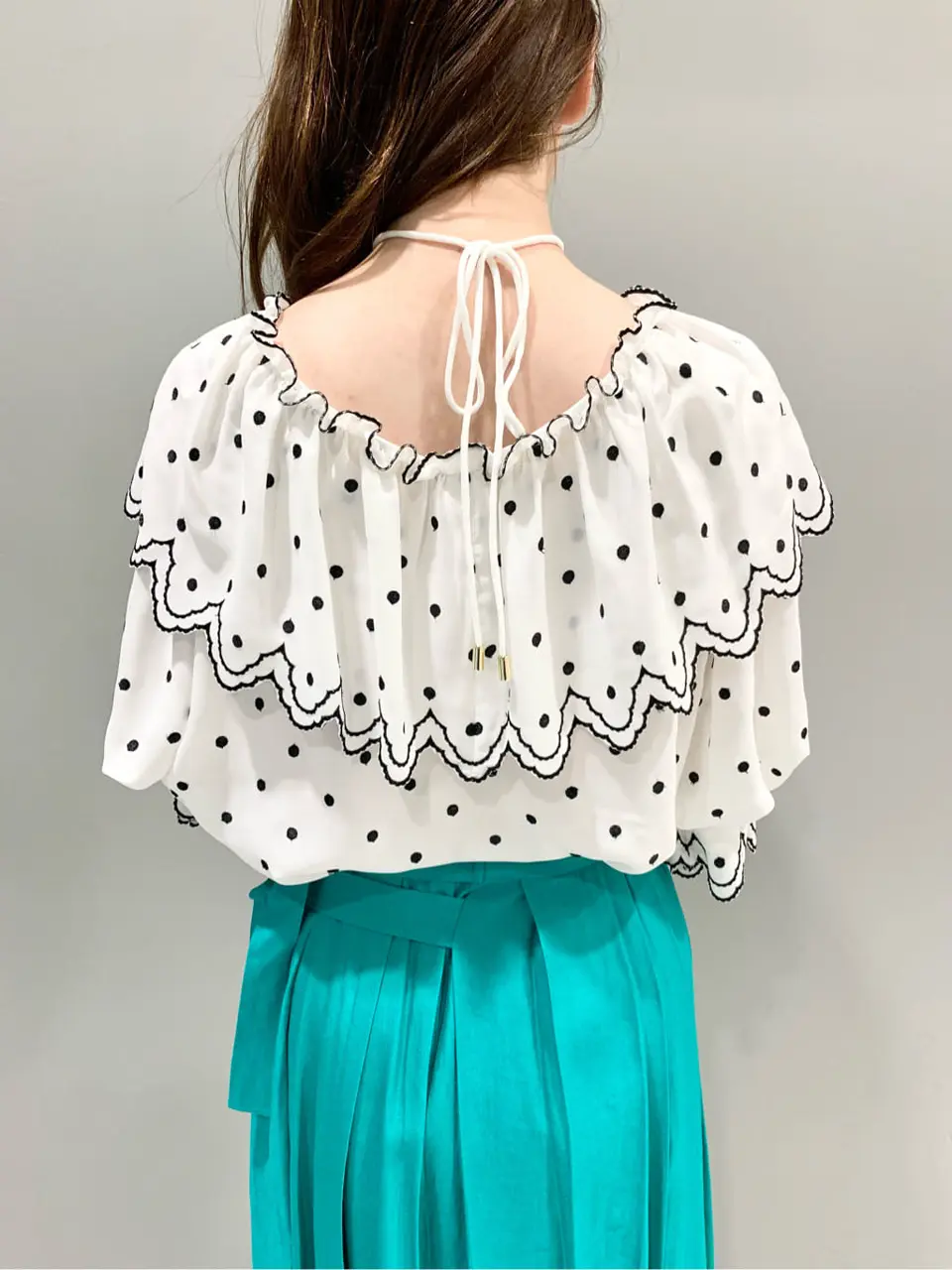 GRACE CONTINENTAL The Banquet eri コーディネート画像