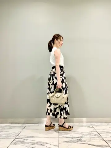 GRACE CONTINENTAL The Banquet eri コーディネート画像