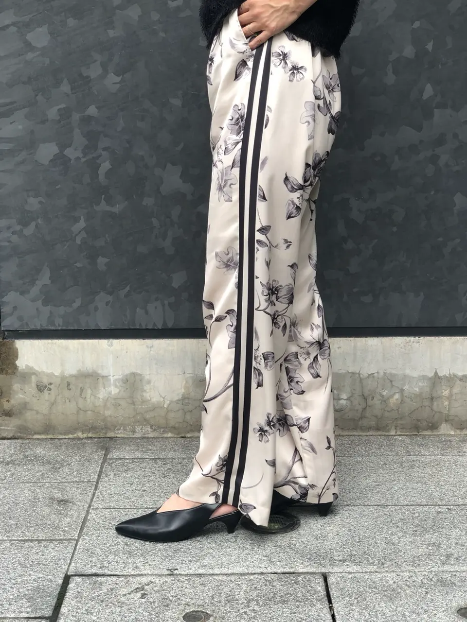 GRACE CONTINENTAL The Banquet 尾田亜沙美 コーディネート画像