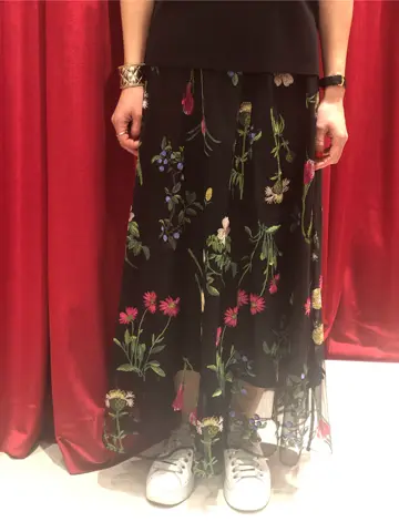 GRACE CONTINENTAL The Banquet 尾田亜沙美 コーディネート画像