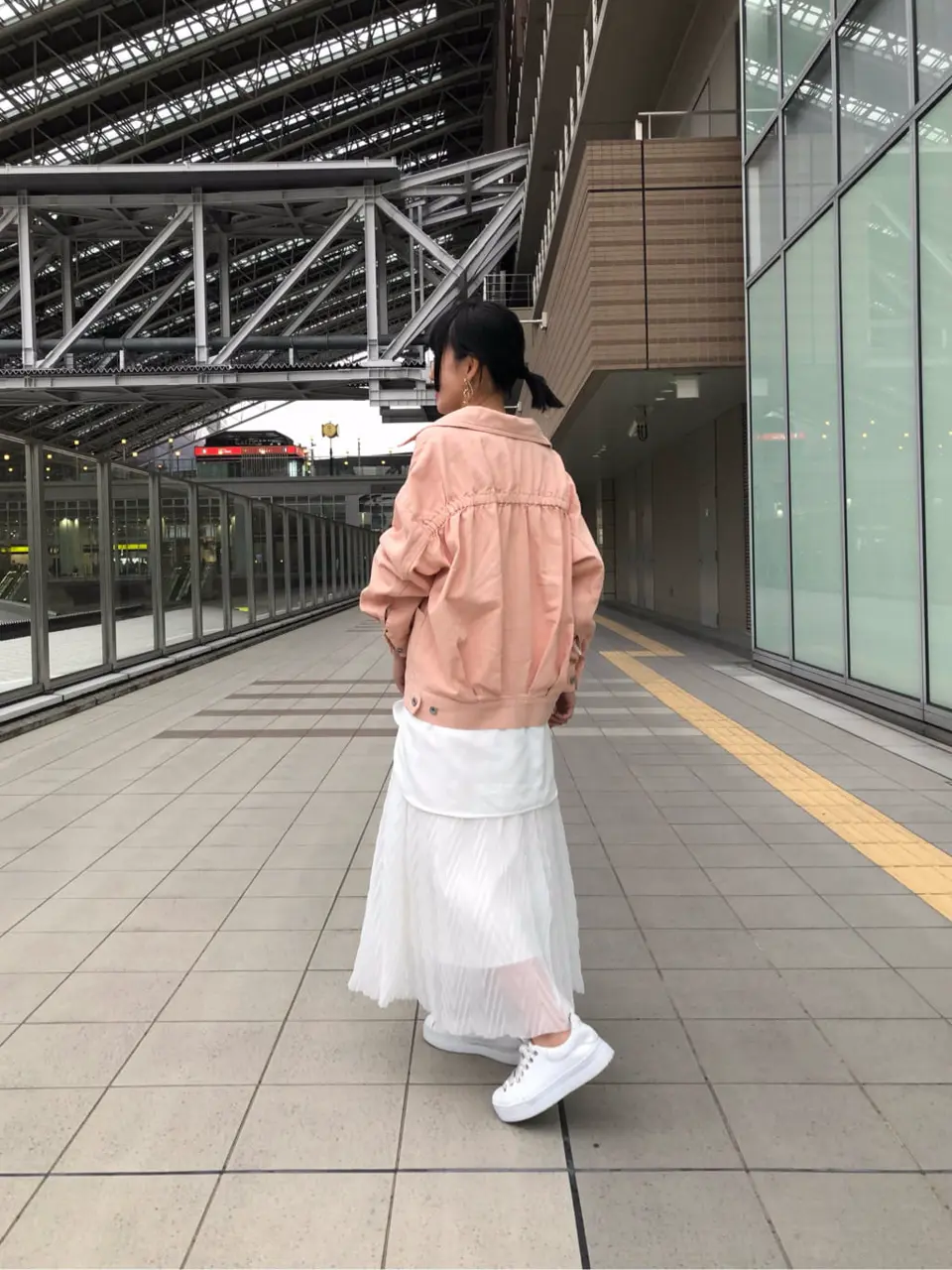 GRACE CONTINENTAL The Banquet 尾田亜沙美 コーディネート画像