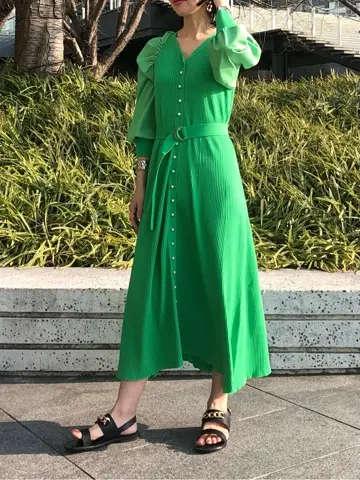 GRACE CONTINENTAL The Banquet 尾田亜沙美 コーディネート画像