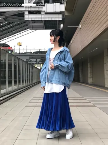 GRACE CONTINENTAL The Banquet 尾田亜沙美 コーディネート画像