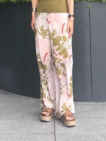 GRACE CONTINENTAL The Banquet 尾田亜沙美 コーディネート画像