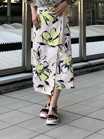 GRACE CONTINENTAL The Banquet 尾田亜沙美 コーディネート画像