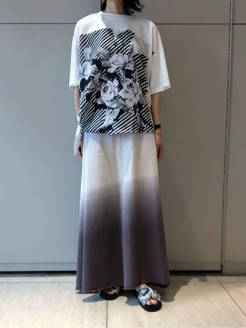 GRACE CONTINENTAL The Banquet 尾田亜沙美 コーディネート画像