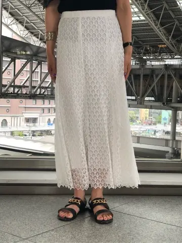 GRACE CONTINENTAL The Banquet 尾田亜沙美 コーディネート画像