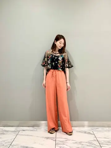 GRACE CONTINENTAL The Banquet eri コーディネート画像