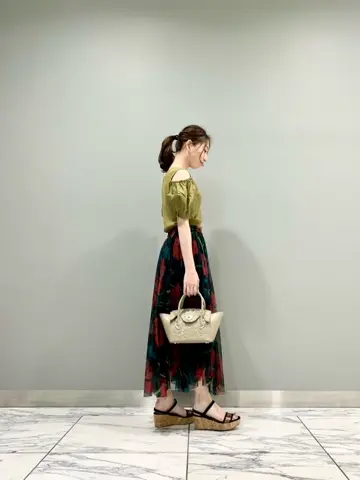 GRACE CONTINENTAL The Banquet eri コーディネート画像