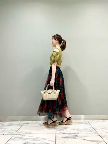 GRACE CONTINENTAL The Banquet eri コーディネート画像