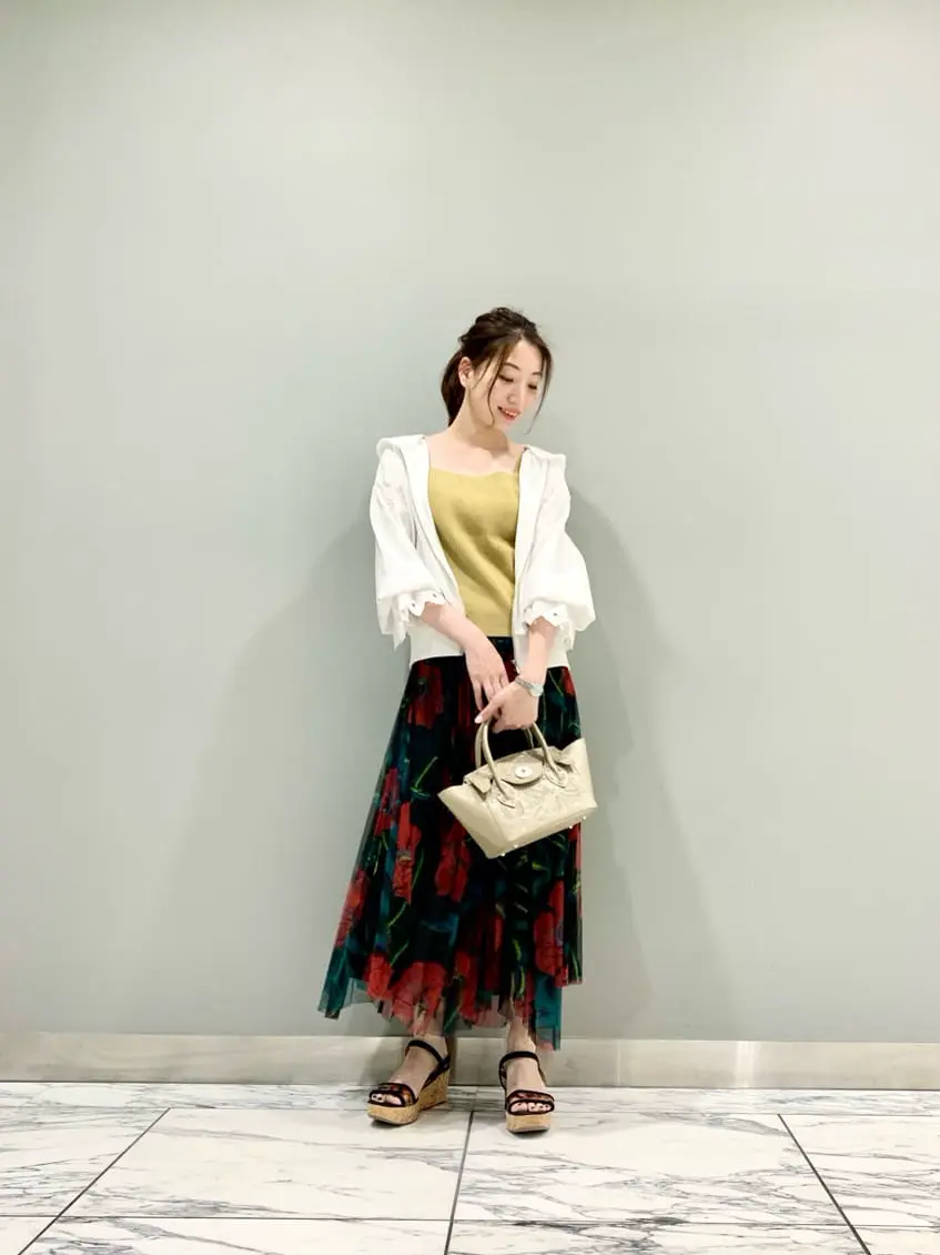 GRACE CONTINENTAL The Banquet eri コーディネート画像