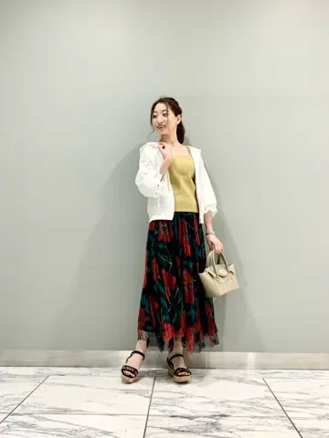 GRACE CONTINENTAL The Banquet eri コーディネート画像