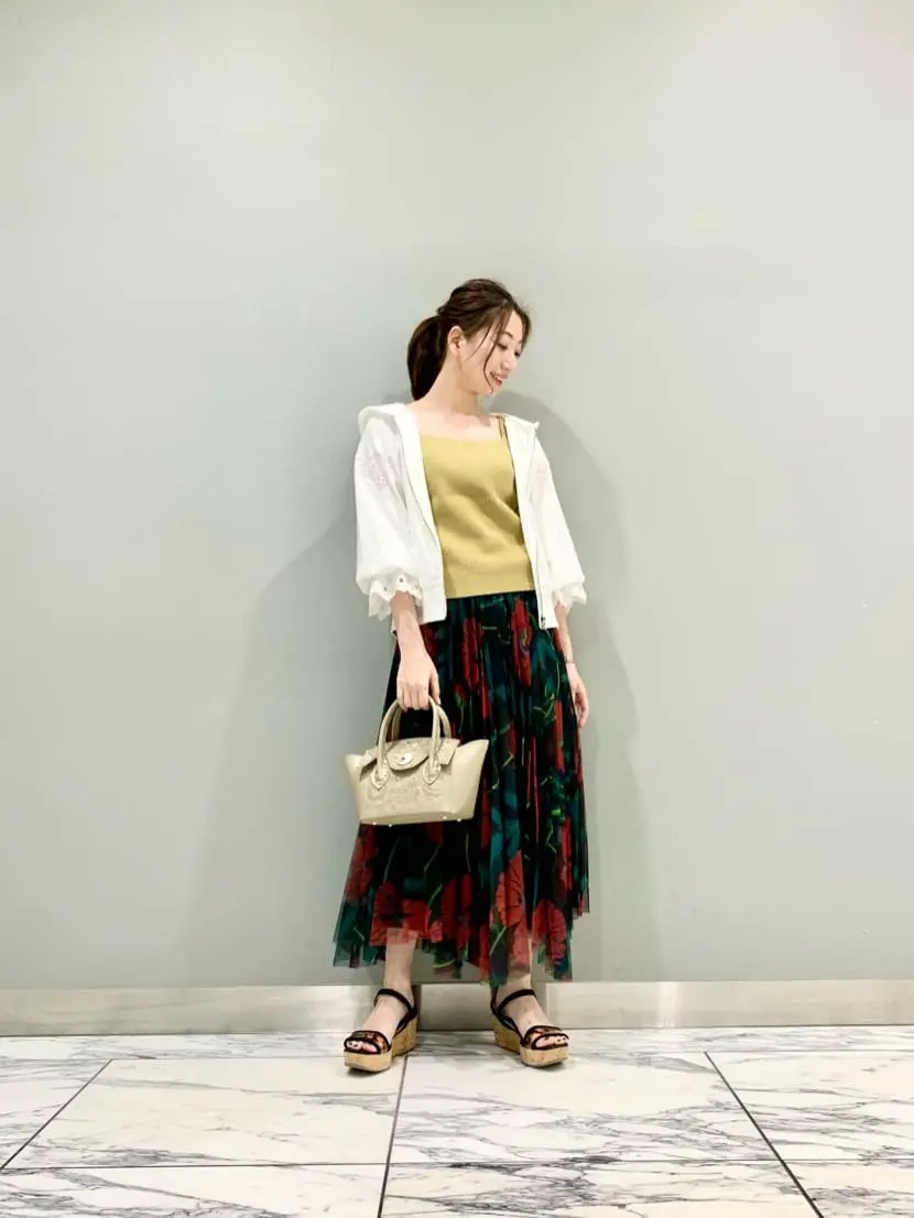 GRACE CONTINENTAL The Banquet eri コーディネート画像