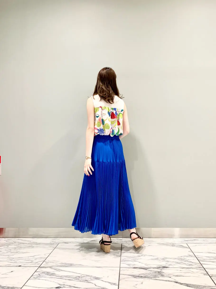 GRACE CONTINENTAL The Banquet eri コーディネート画像