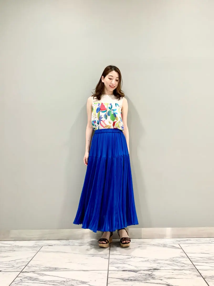 GRACE CONTINENTAL The Banquet eri コーディネート画像