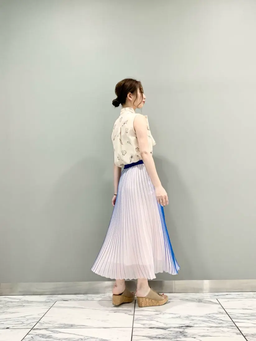 GRACE CONTINENTAL The Banquet eri コーディネート画像