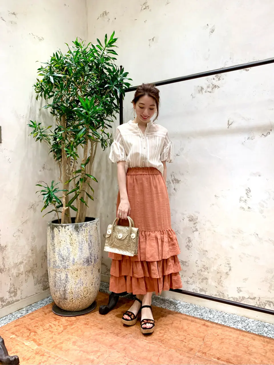 GRACE CONTINENTAL The Banquet eri コーディネート画像