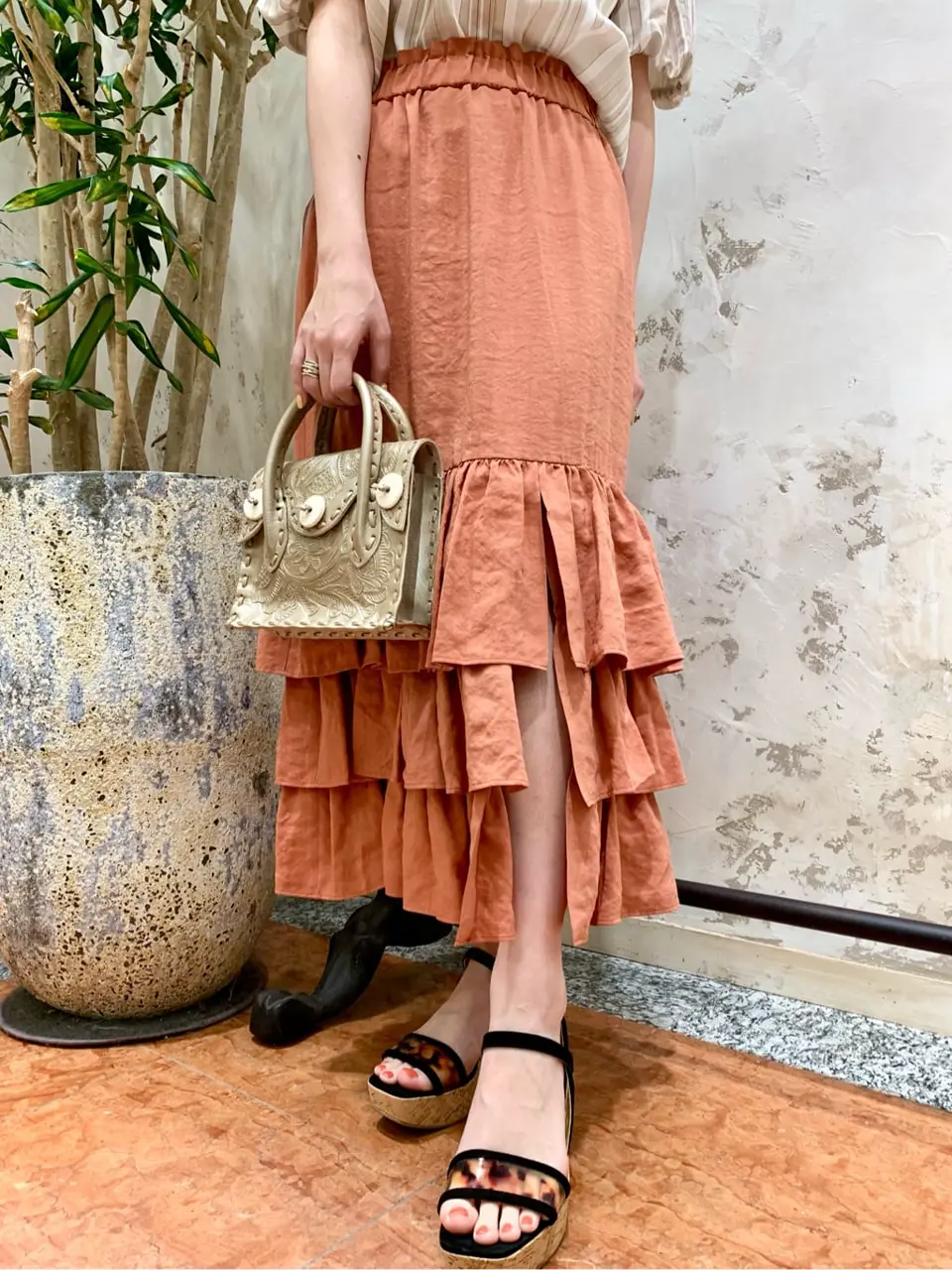 GRACE CONTINENTAL The Banquet eri コーディネート画像