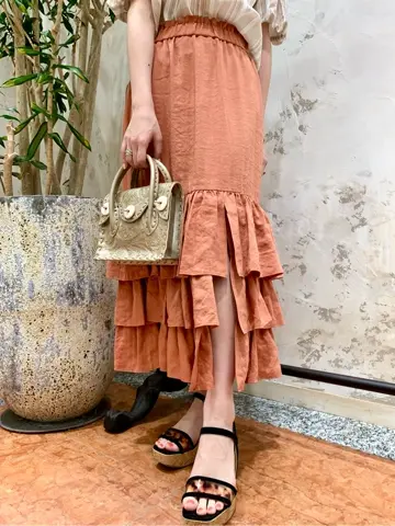 GRACE CONTINENTAL The Banquet eri コーディネート画像