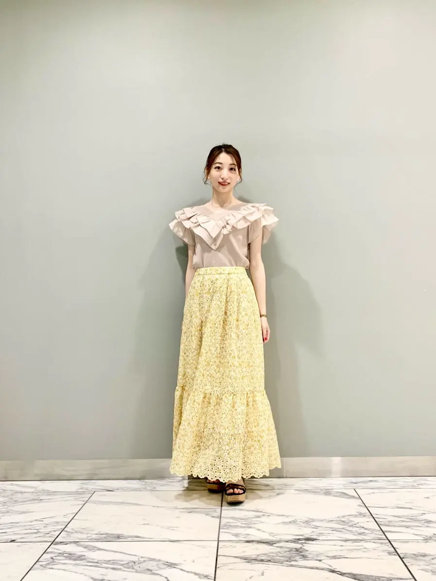 GRACE CONTINENTAL The Banquet eri コーディネート画像