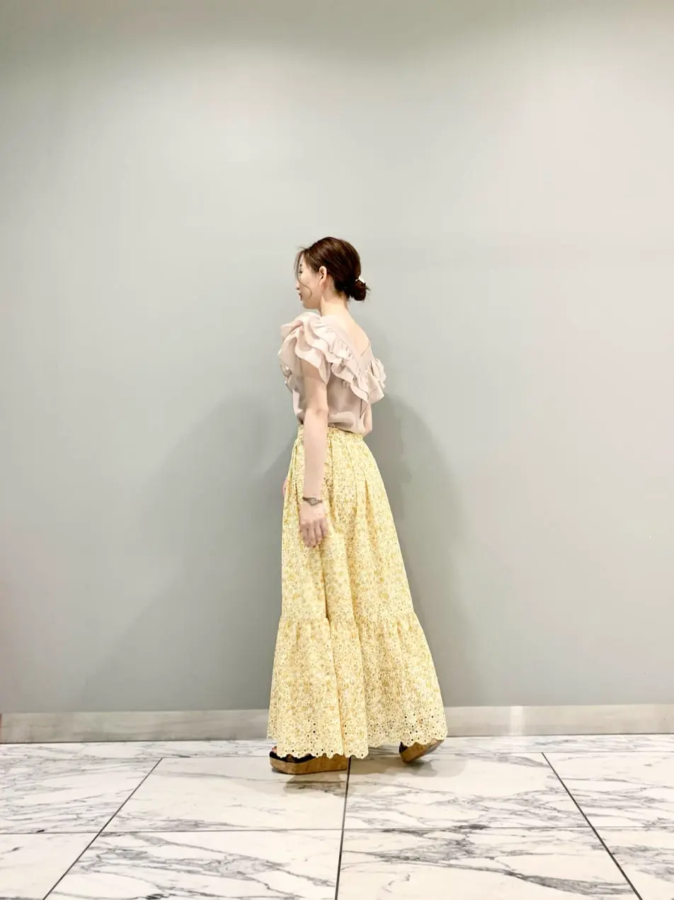 GRACE CONTINENTAL The Banquet eri コーディネート画像