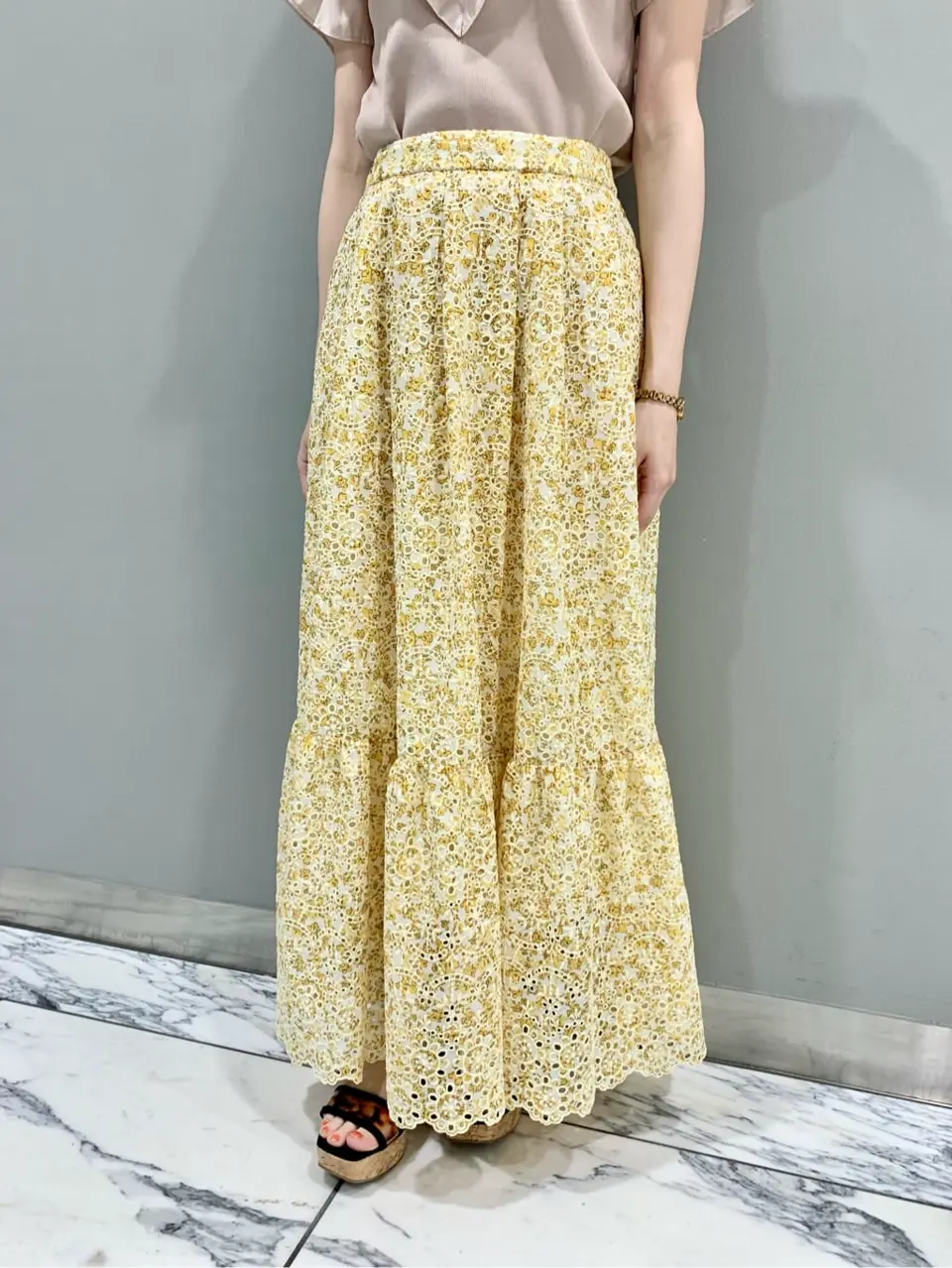 GRACE CONTINENTAL The Banquet eri コーディネート画像