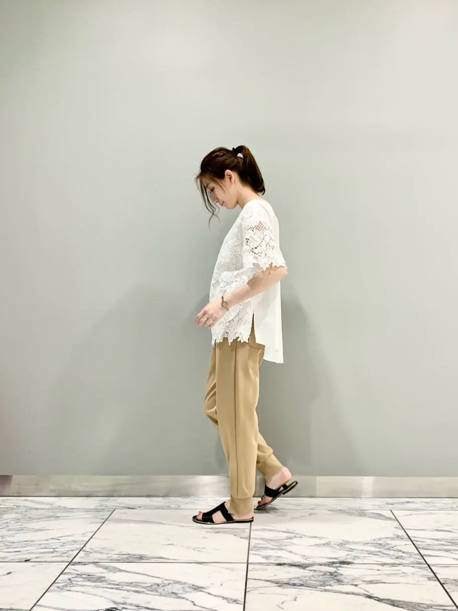 GRACE CONTINENTAL The Banquet eri コーディネート画像