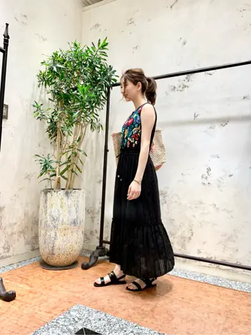 GRACE CONTINENTAL The Banquet eri コーディネート画像