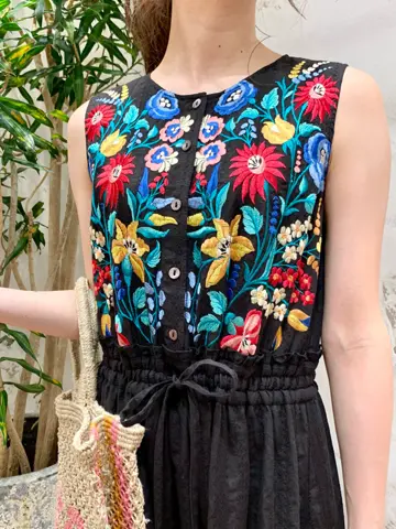 GRACE CONTINENTAL The Banquet eri コーディネート画像