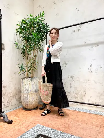 GRACE CONTINENTAL The Banquet eri コーディネート画像