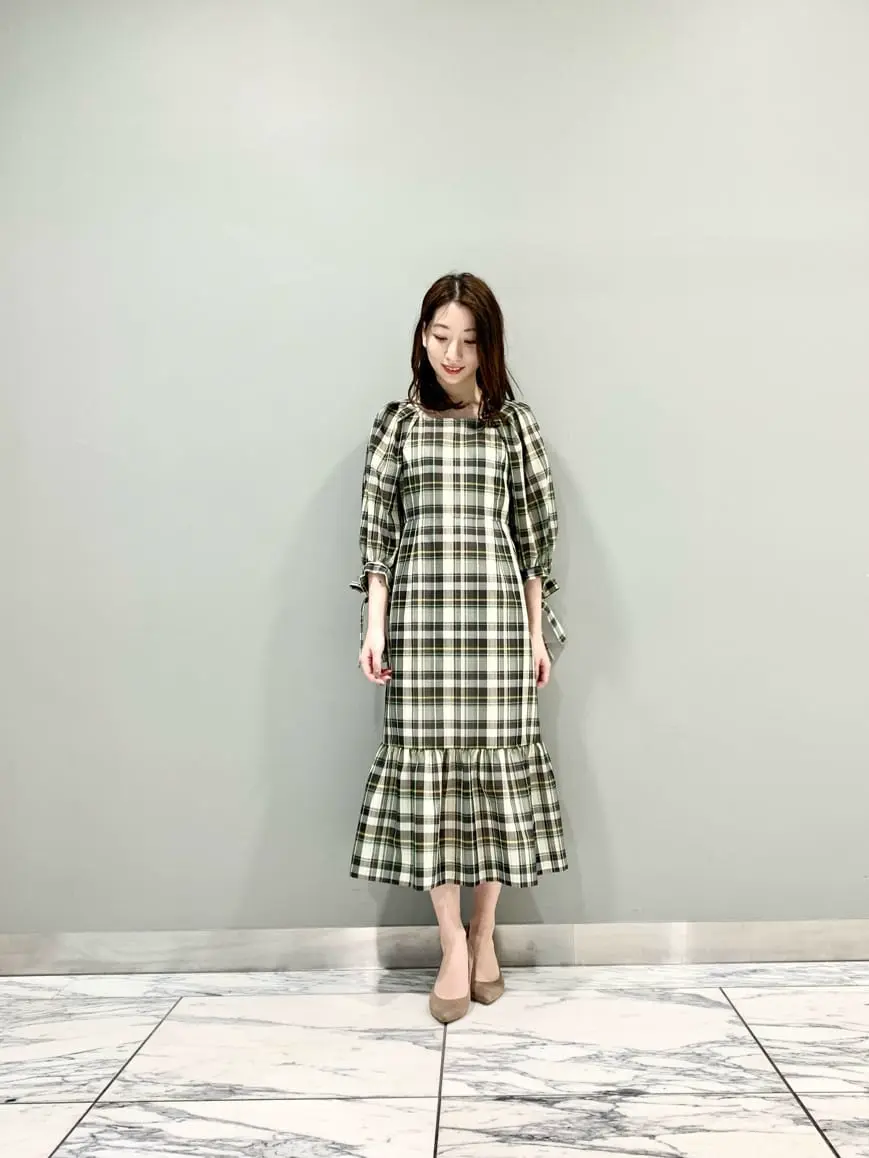 GRACE CONTINENTAL The Banquet eri コーディネート画像