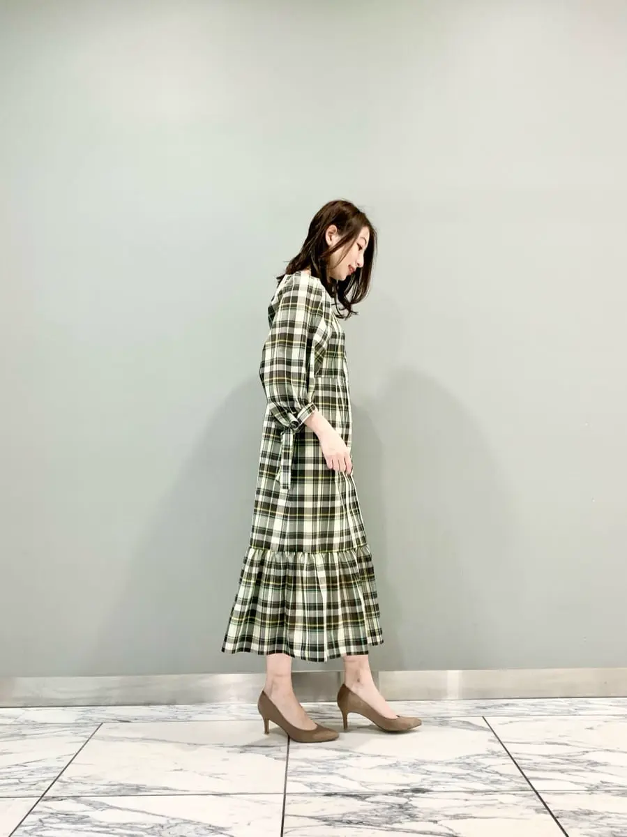 GRACE CONTINENTAL The Banquet eri コーディネート画像