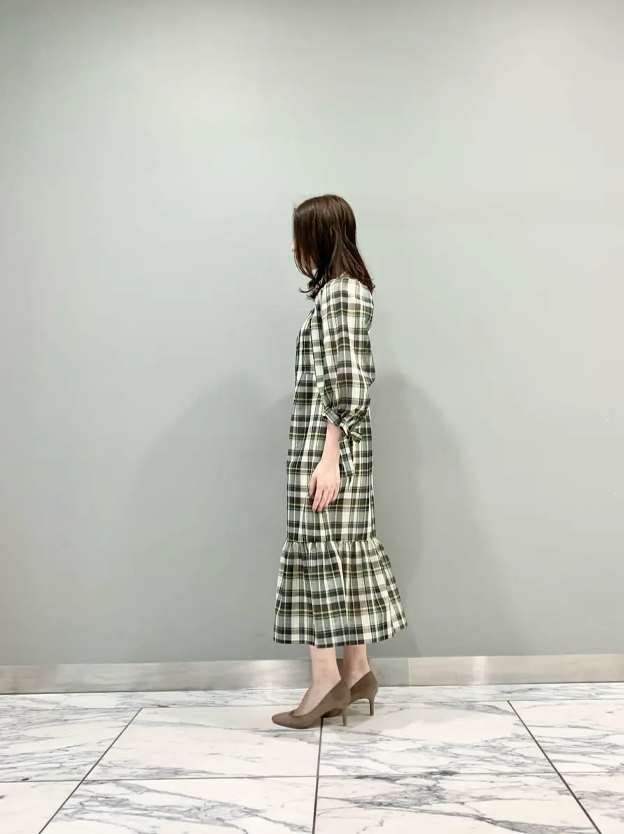 GRACE CONTINENTAL The Banquet eri コーディネート画像