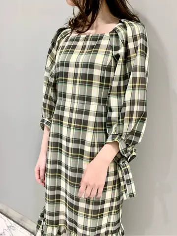 GRACE CONTINENTAL The Banquet eri コーディネート画像