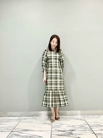 GRACE CONTINENTAL The Banquet eri コーディネート画像