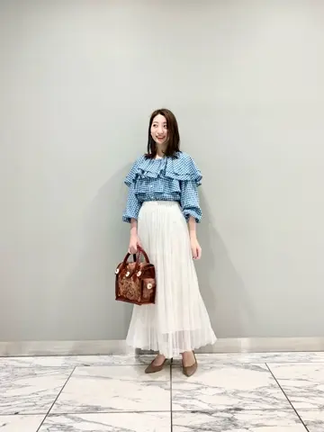 GRACE CONTINENTAL The Banquet eri コーディネート画像