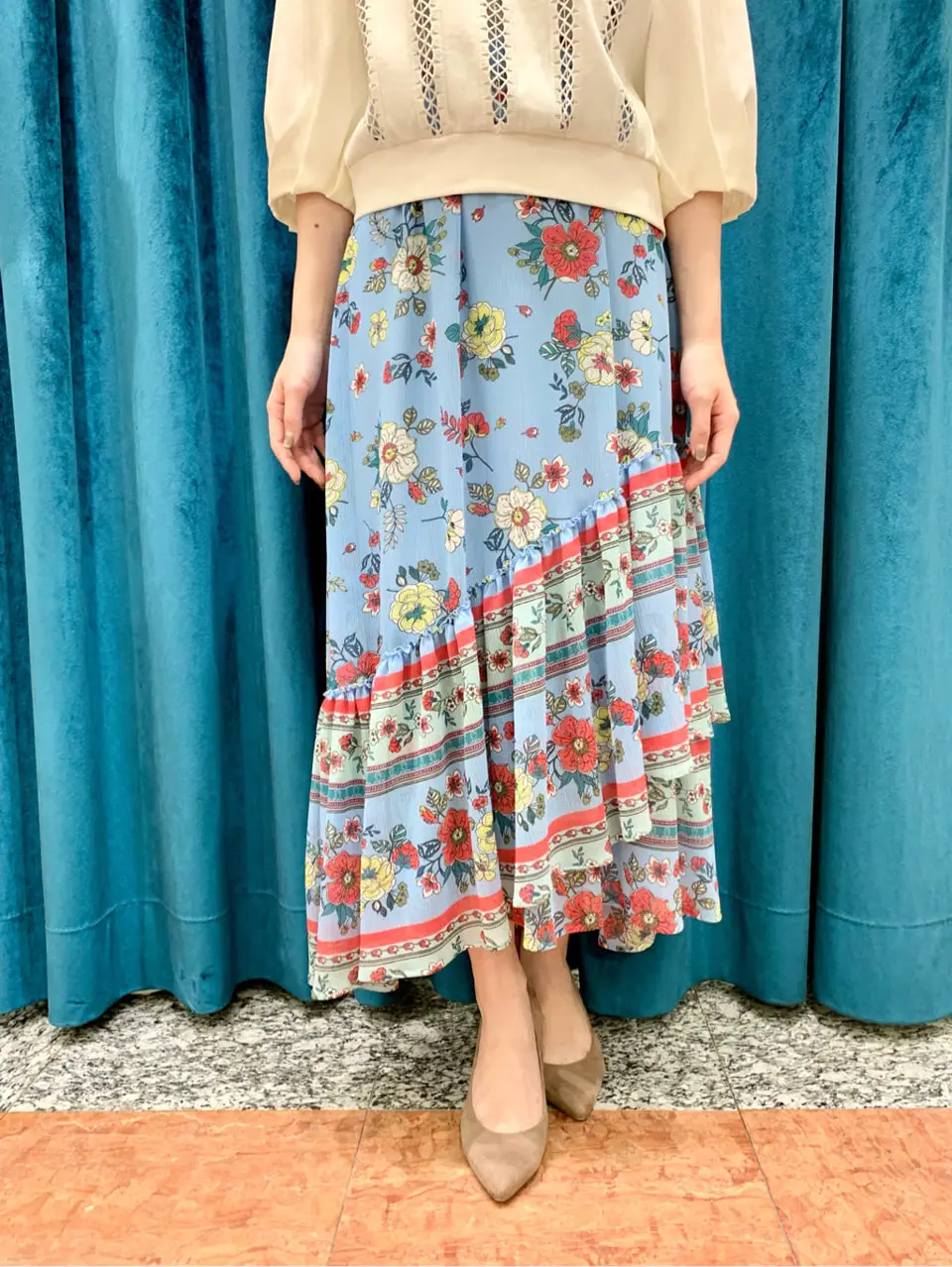 GRACE CONTINENTAL The Banquet eri コーディネート画像