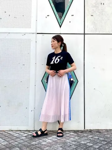 GRACE CONTINENTAL The Banquet 泉　智子 コーディネート画像