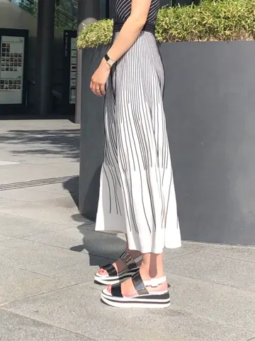 GRACE CONTINENTAL The Banquet 尾田亜沙美 コーディネート画像