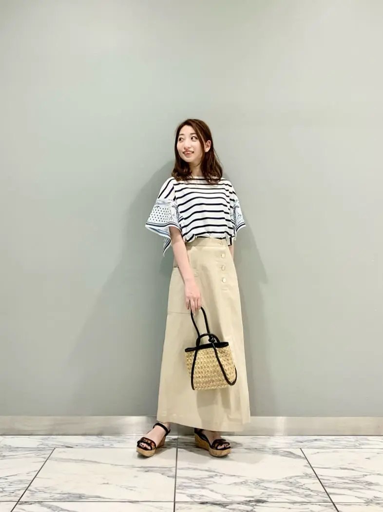 GRACE CONTINENTAL The Banquet eri コーディネート画像