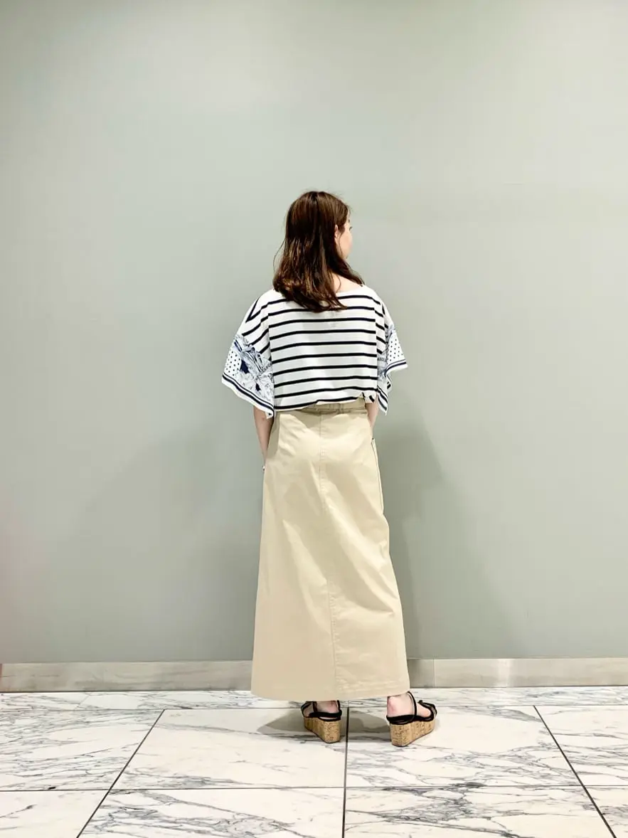 GRACE CONTINENTAL The Banquet eri コーディネート画像