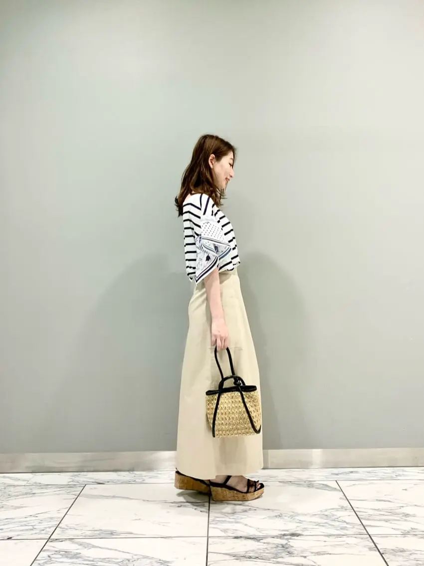 GRACE CONTINENTAL The Banquet eri コーディネート画像