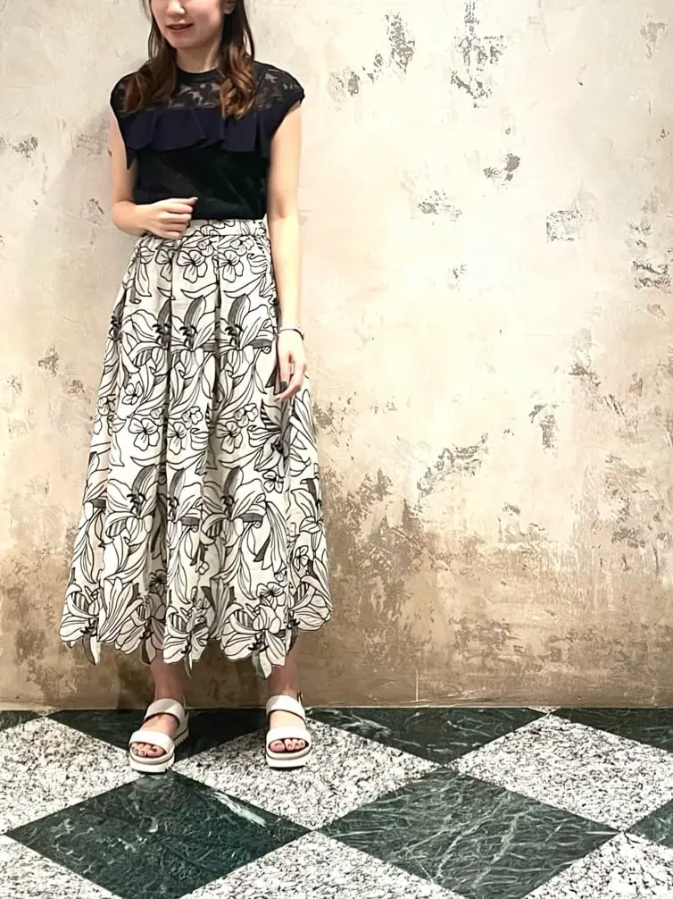 GRACE CONTINENTAL The Banquet Suzuka コーディネート画像